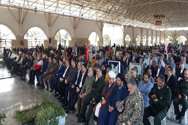 اجتماع بزرگ جوانان نقش آفرین گام دوم انقلاب در انزلی