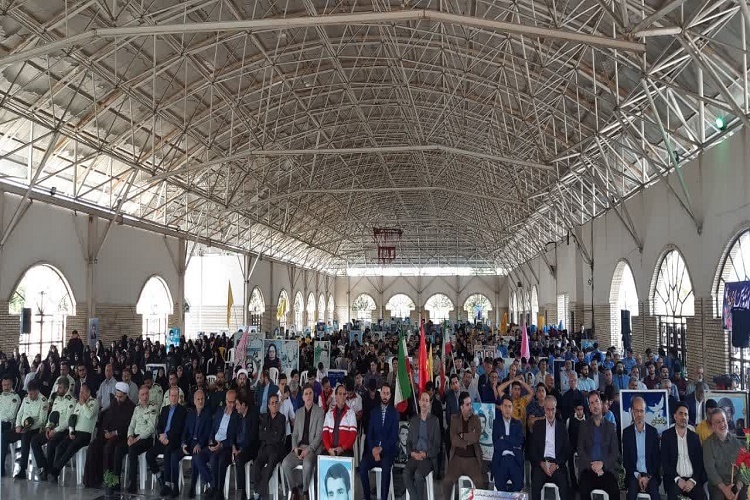 اجتماع بزرگ جوانان نقش آفرین گام دوم انقلاب در انزلی برگزار شد