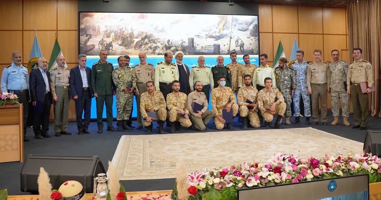 بزرگداشت چهل‌وسومین سالروز هفته دفاع مقدس و روز سرباز در دانشگاه عالی دفاع ملی