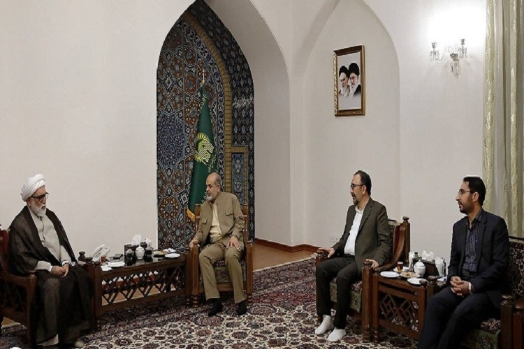 دیدار تولیت آستان قدس رضوی و وزیر کشور که با حضور استاندار خراسان رضوی