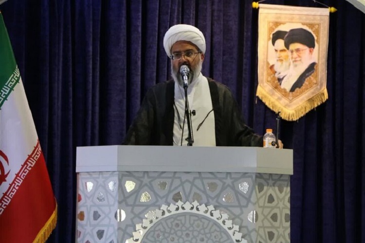 حجت الاسلام علی رادمرد امام جمعه ماهدشت کرج