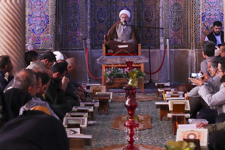 آیت‌الله لطف‌الله دژکام،‌ نماینده ولی فقیه در استان فارس