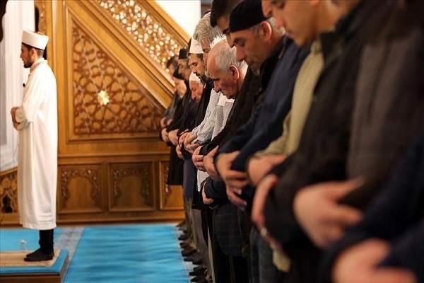 حضور رئیس سازمان دیانت ترکیه در تجمع دعا برای غزه