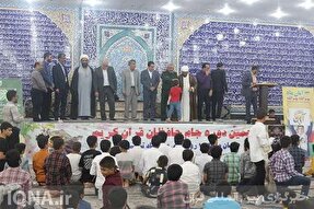 تجلیل از حافظان قرآنی شیعه و اهل تسنن در روستای علی‌آباد