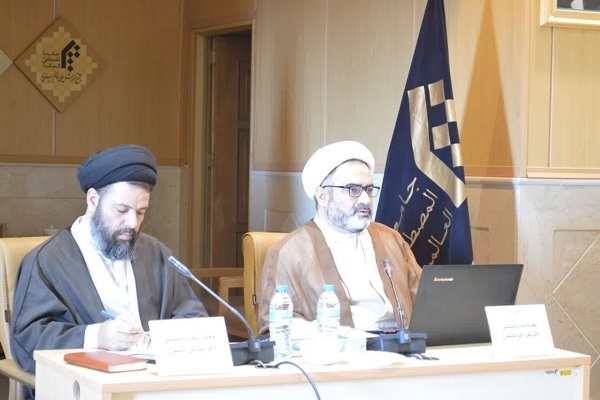 علی اکبر عالمیان، استاد جامعه المصطفی العالمیه