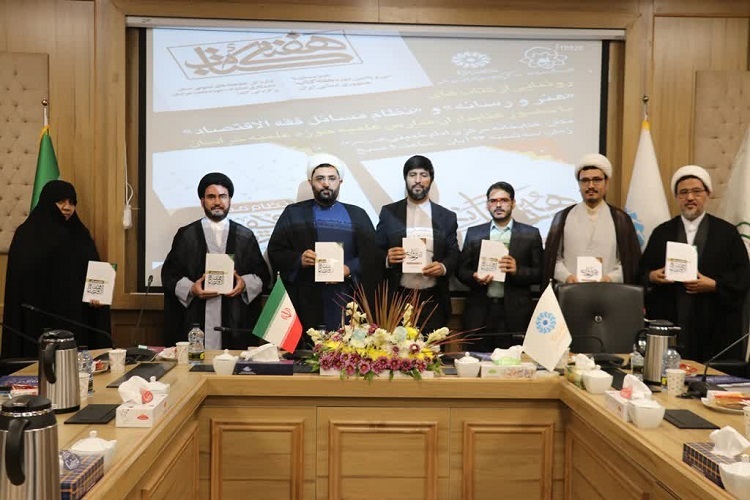 حجت‌الاسلام والمسلمین علی‌اکبر سبزیان، مدیرکل کتابخانه‌های عمومی خراسان رضوی