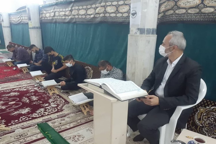 تجلی انس با قرآن را در خدمت به بیماران شاهد هستم