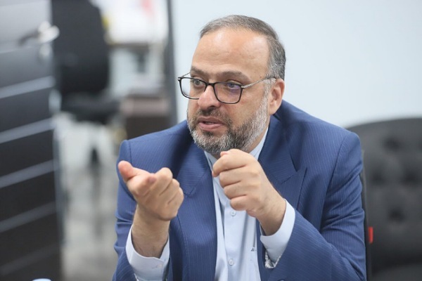 بزرگی معاون امور مالی ایثارگران و بنیاد شهید کشور