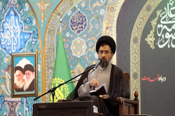 حجت‌الاسلام‌ والمسلمین حسینی‌قمی، سخنران حرم بانوی کرامت