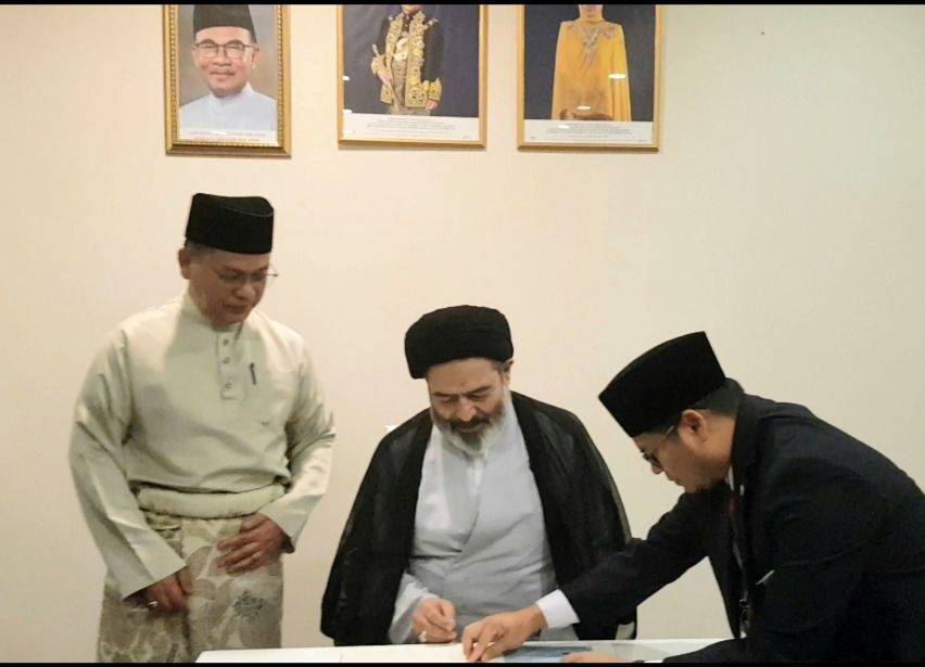بررسی ارتباطات و تبادل تجربیات بین‌ایران و کشور مالزی در برگزاری مراسم حج/ تنظیم نشده
