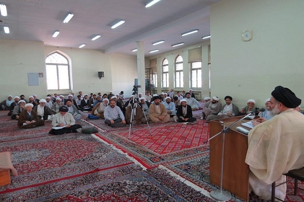 سیدهاشم حسینی بوشهری، استاد سطوح عالی حوزه علمیه