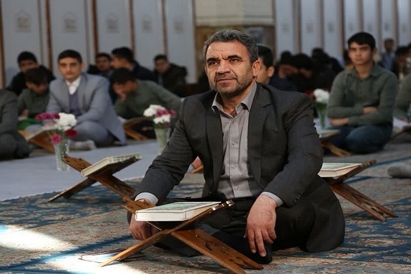 تأثیر انس با قرآن در شکل‌گیری باور و توانمندی‌ دانش‌آموزان