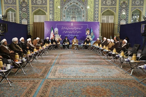 دیدار اعضای جامعه مدرسین حوزه علمیه قم با تولیت مسجد مقدس جمکران