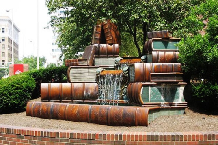 گردشگری ادبی