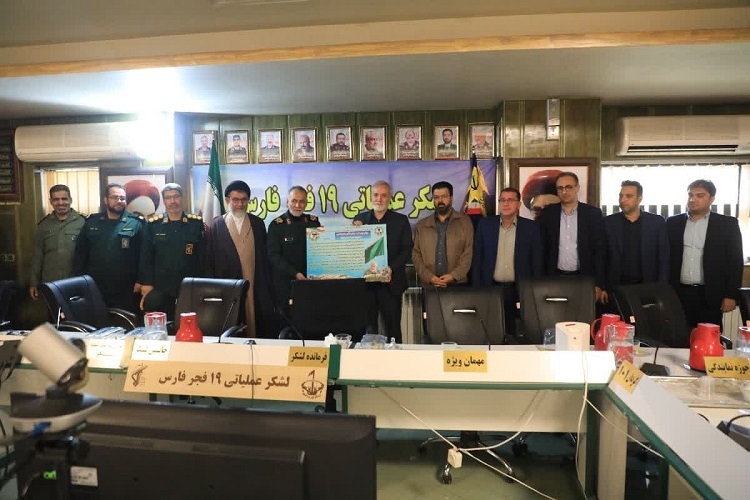 دیدار شهرداری شیراز با فرمانده لشکر 19 فجر