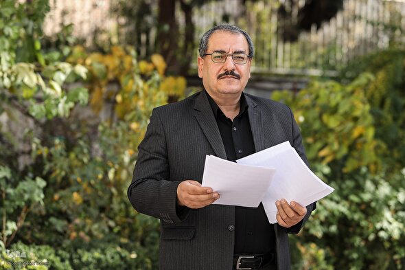 فیلم | اورجوزه مطول علامه غروی اصفهانی در منقبت حضرت زهرا(س)