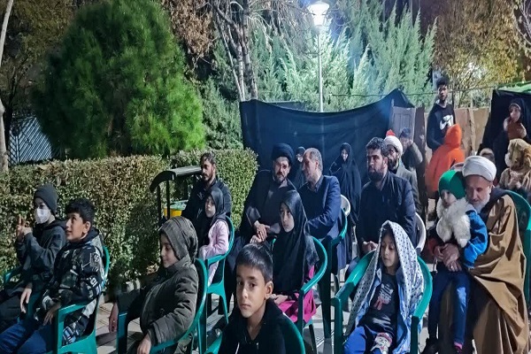 سوگواره تجسمی چادرِ خاکی
