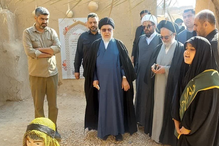 بازدید رئیس کل دادگستری فارس از یادمان یاس کبود، شهرستان خفر