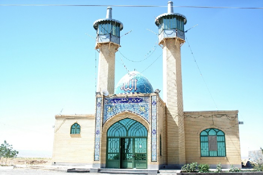 مسجد بین راهی
