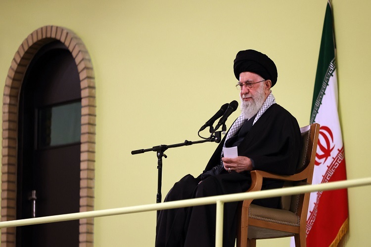 رهبر انقلاب اسلامی