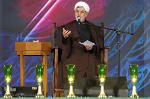 اشتباهات مسئولان برخی افراد را دین‌زده می‌کند