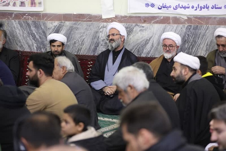 حضور حجت الاسلام مطیعی نمانیده ولی فقیه در یادواره 120 شهید در میغان شاهرود حضور حجت الاسلام مطیعی نمانیده ولی فقیه در یادواره 120 شهید در میغان شاهرود