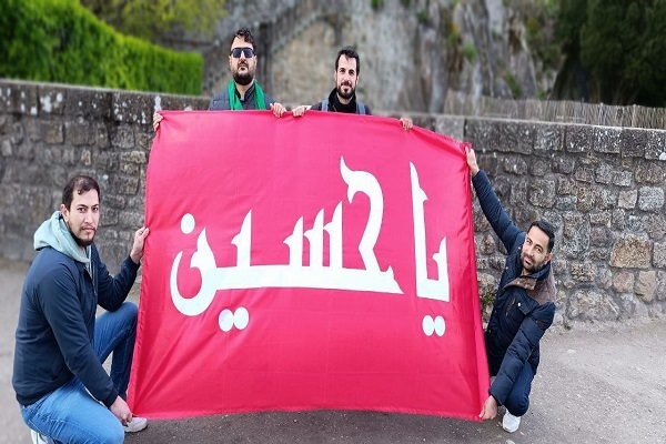 اهتزاز پرچم امام حسین(ع) در مجاورت کلیسای سن میشل فرانسه + فیلم