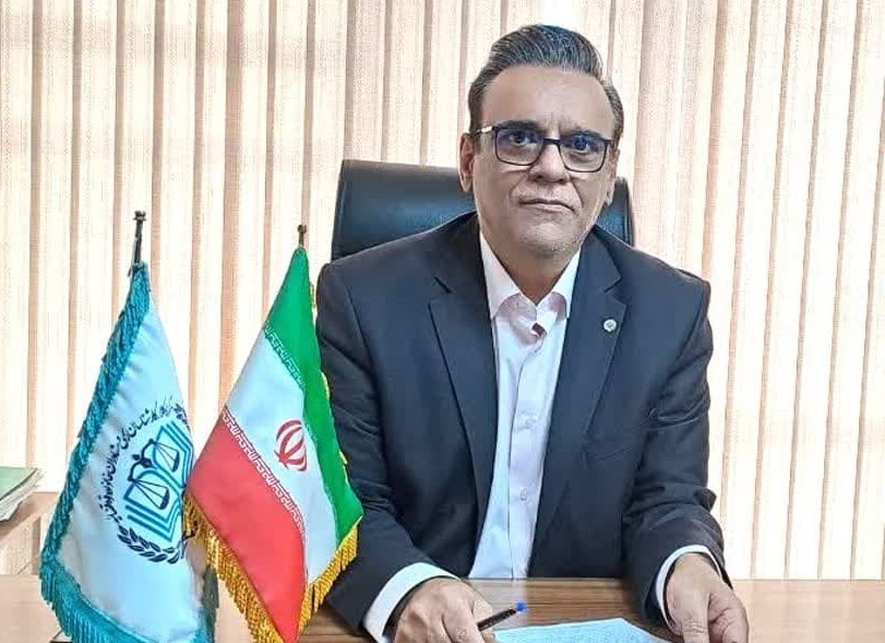 مهرداد ریاحی، رئیس مرکز وکلا قوه قضائیه فارس