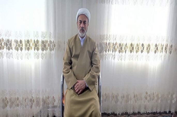 عمل به احکام نماز واجب است