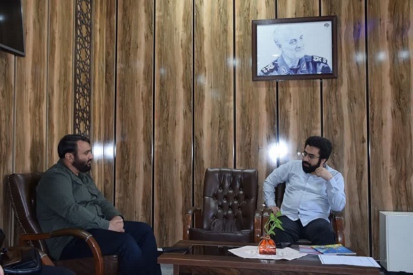 نشست مدیرکل کانون لرستان با رئیس حوزه هنری لرستان