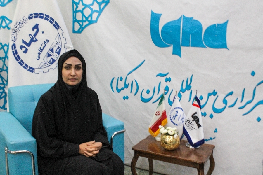 رؤیا قائدی، فعال قرآنی