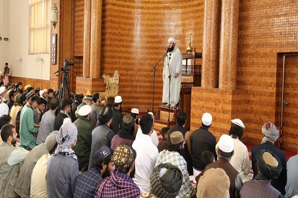 اقامه نماز عید فطر در کشورهای مختلف جهان + عکس