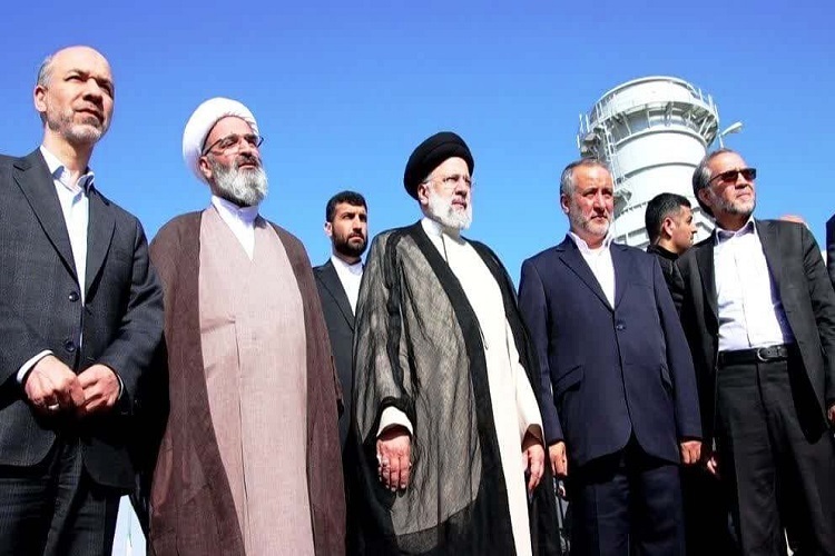 ارسالی// حجت الاسلام رئیسی رئیس جمهور در افتتاح طرح توسعه نیروگاه برق سمنان
