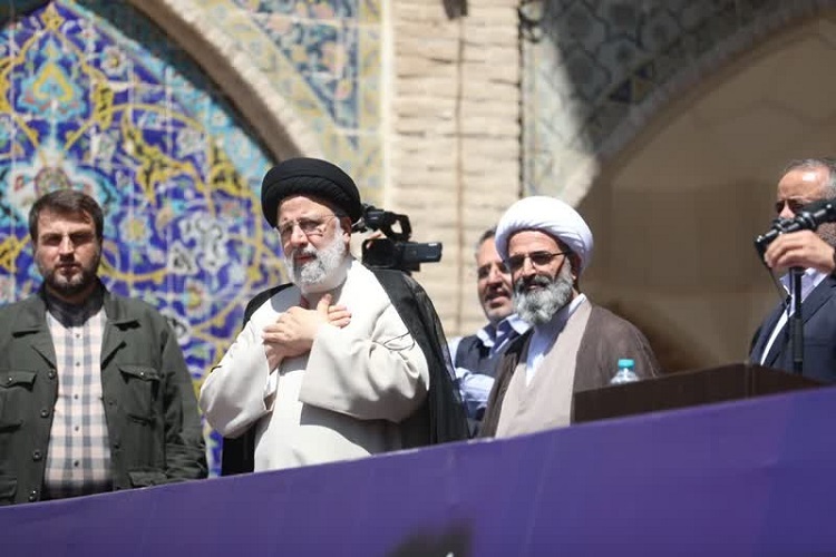 حجت الاسلام مطیعی امام جمعه سمنان در مراسم استقبال از حجت الاسلام رییسی رئیس جمهور