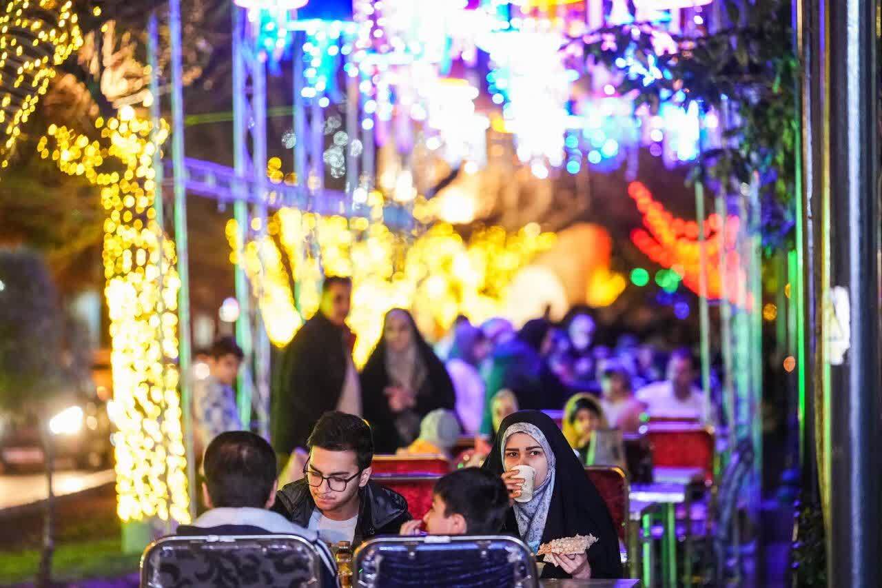 رونمایی از کیک ۲۰۰ متری در «افطارخونه طهران»