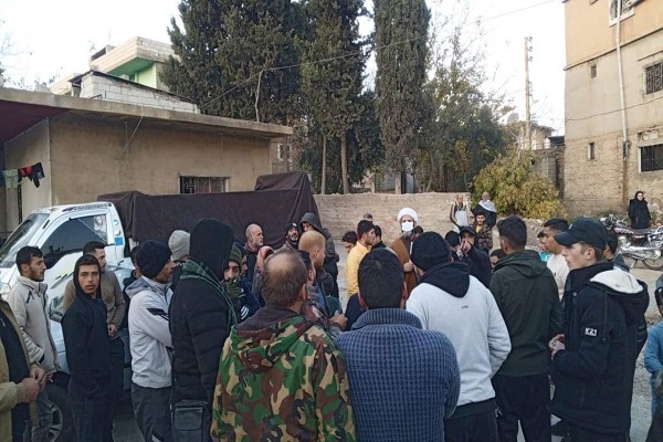 کمک‌رسانی عتبه امام حسین (ع) به سوری‌های آواره در لبنان + عکس