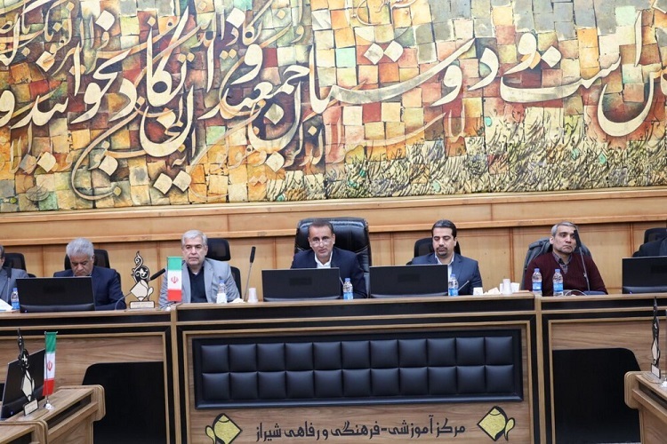 آئین تجلیل از معلمان و دانش‌آموزان استان فارس
