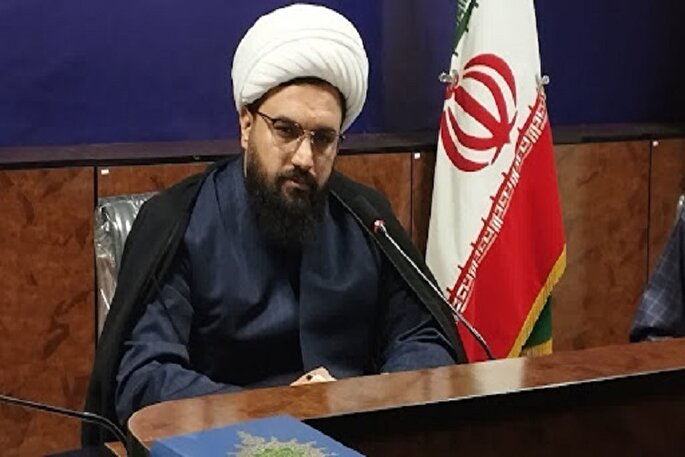 مفاهیم ناب قرآن کریم باید در زندگی مردم جاری شود