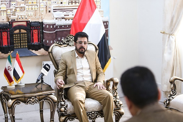 شهید سلیمانی به حق شخصیت اول محور مقاومت بود شهید سلیمانی به حق شخصیت اول محور مقاومت بود