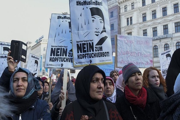 انتقاد سازمان اسلامی اتریش از اظهارات سیاستمدار اسلام‌هراس