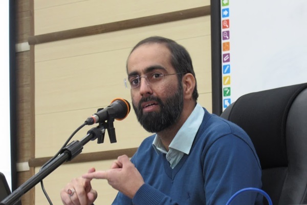 محمدتقی آقایی، استادیار دانشگاه شهید محلاتی