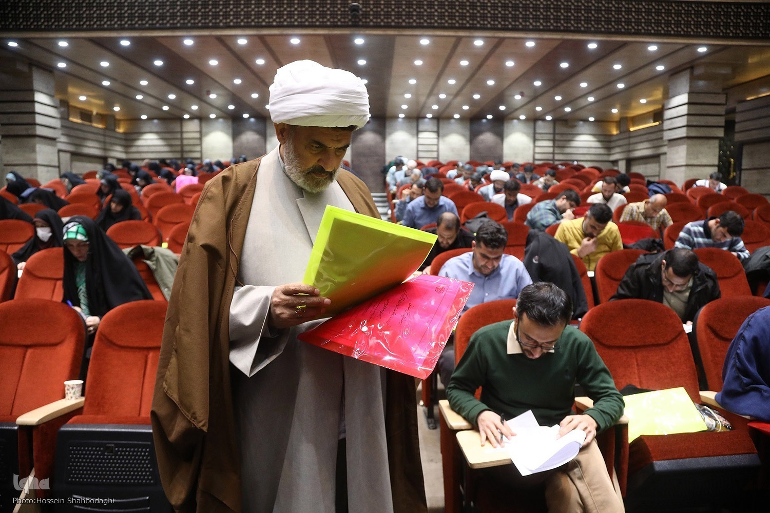 نگاهی به آنچه در بخش معارفی مسابقات سراسری قرآن می‌گذرد