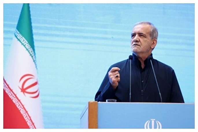 ادبیات نماز را در جامعه پیاده کنیم