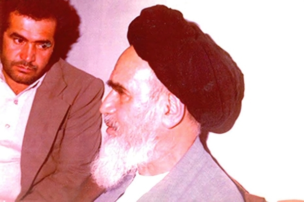 استاد پرورش در کنار امام خمینی(ره)