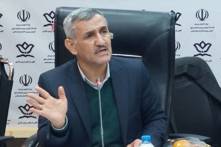حشمت‌الله وفایی، رئیس اداره انجمن اولیا و مربیان اداره‌کل آموزش و پرورش فارس