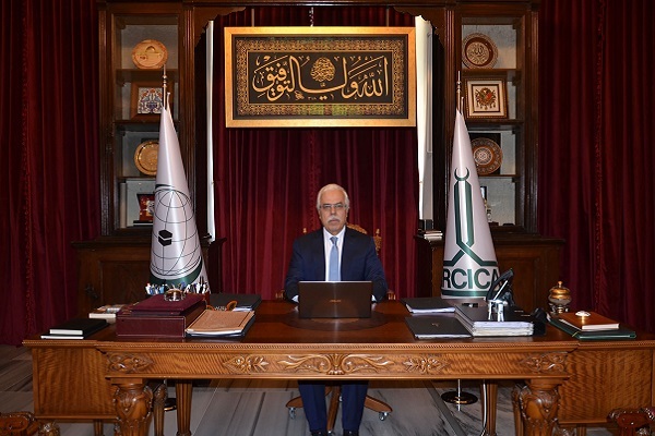 «خالد ارن» و 40 سال خدمت در حوزه فرهنگ و هنر اسلامی