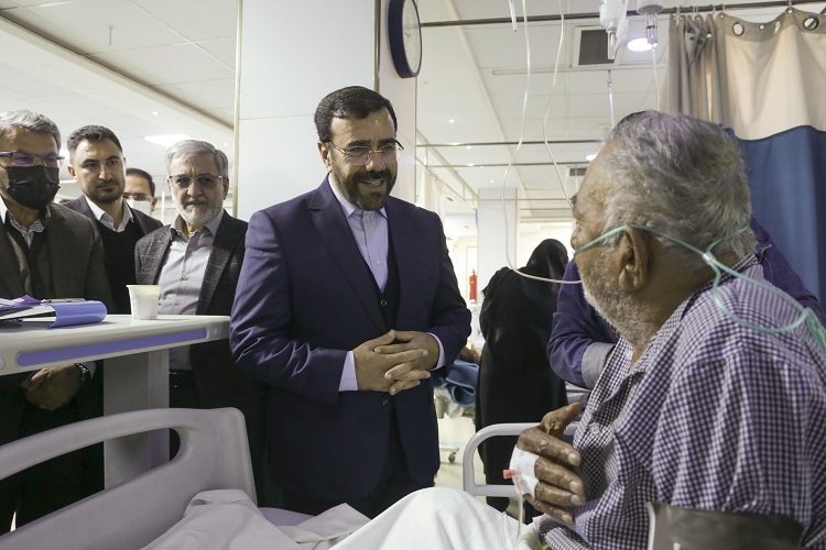 بازدید استاندار فارس از بیمارستان شهید بهشتی شیراز