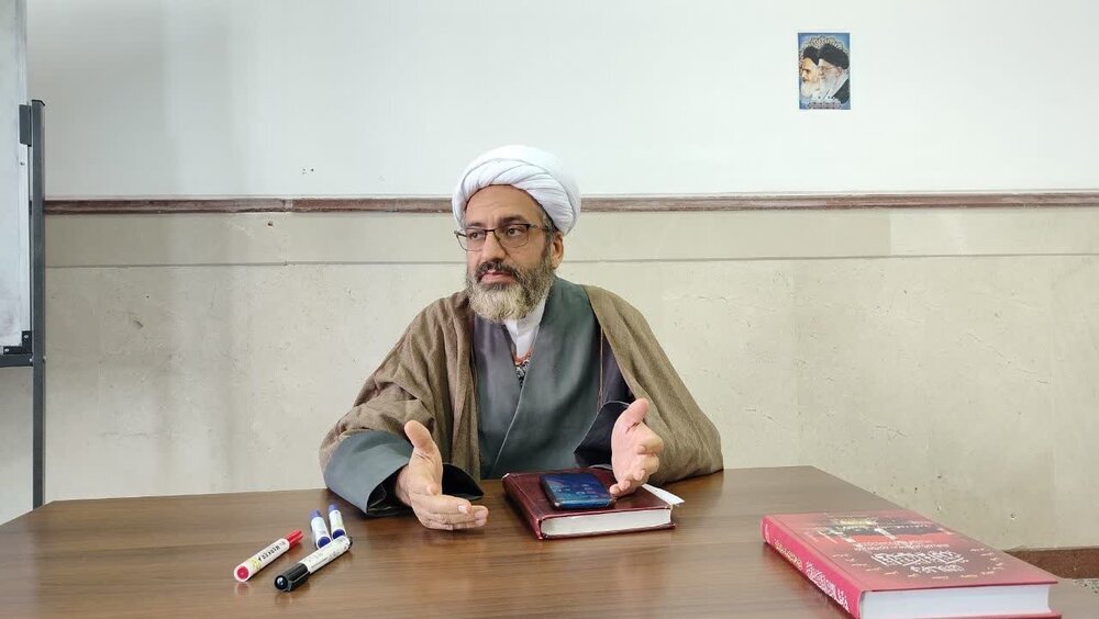حجت‌الاسلام والمسلمین امین رصاف، مدرس سطوح عالی حوزه علمیه قم