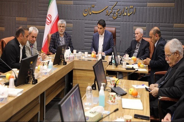 دیدار استاندار کردستان با کانون کارفرمایان و شوراهای اسلامی کارگری