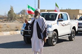 رژه خودرویی به‌مناسبت یوم‌الله 12 بهمن در سیب‌ و سوران برگزار شد